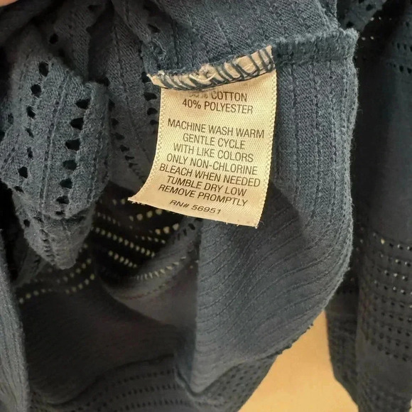 Studio by energy zone blue eyelet long sleeve athletic workout top size medium - Picture 6 of 8